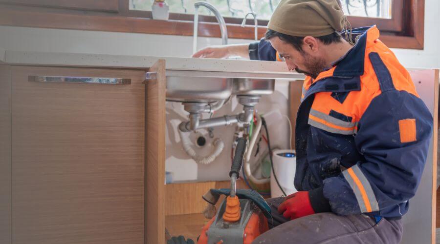 Professional emergency plumbing in Melvern, KS